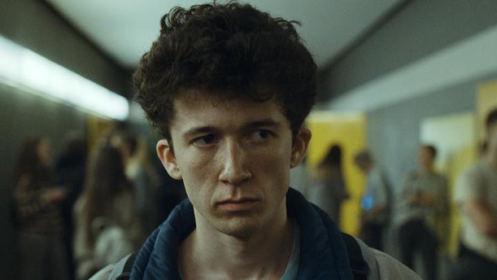 How to Sell Drugs Online الموسم الرابع الحلقة 2 مترجمة