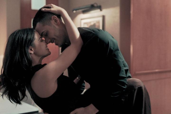 مسلسل Dark Desire الحلقة 3 مترجمة (للكبار فقط +18)